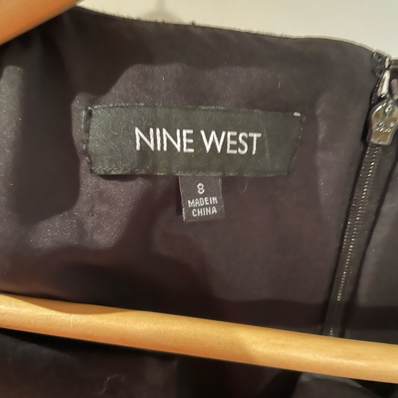 Nine West Knit Shift Dress. Sz 8 - Picture 3 of 3